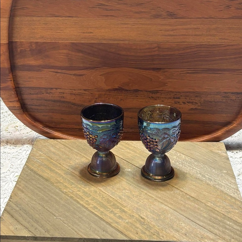 Vintage Carnival Imperial Glass Goblet Egg Holder